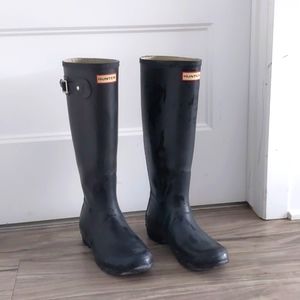 Hunter size 9 rain boots